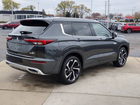 2025 Mitsubishi Outlander PHEV SEL