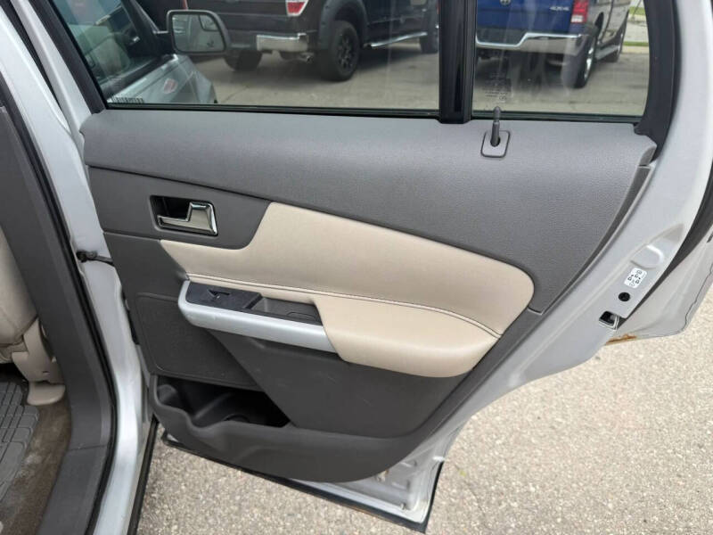 2013 Ford Edge SE