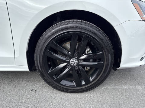 2018 Volkswagen Jetta 1.8T SE Sport