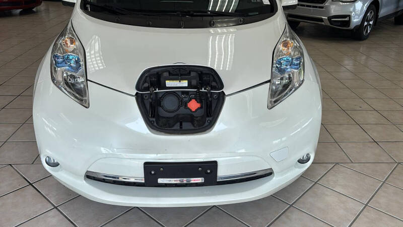 2015 Nissan LEAF SL