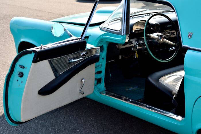 1955 Ford Thunderbird