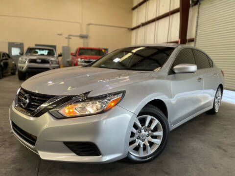 2016 Nissan Altima for sale at Auto Selection Inc. in Houston TX