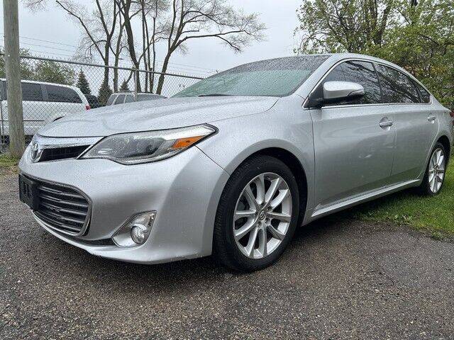 2013 Toyota Avalon for sale at Paramount Motors in Taylor MI