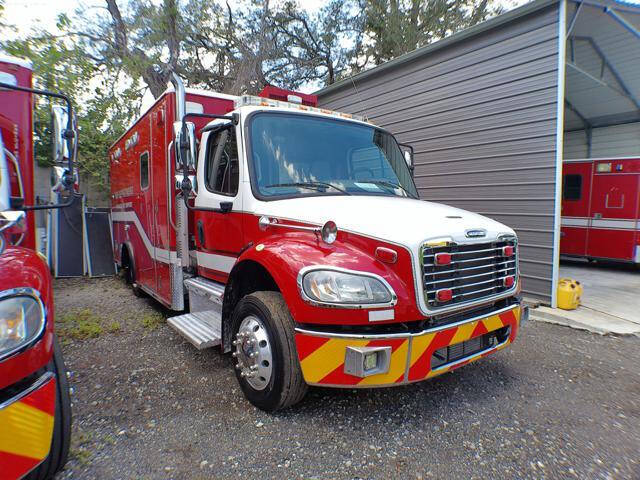 2015 Freightliner M2 106