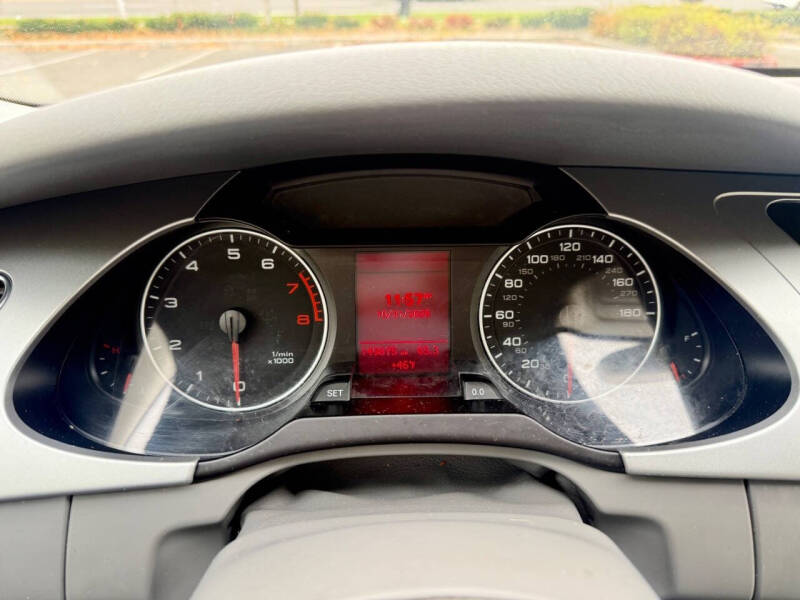 2011 Audi A4 2.0T quattro Avant Premium