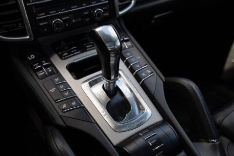 2015 Porsche Cayenne S E-Hybrid