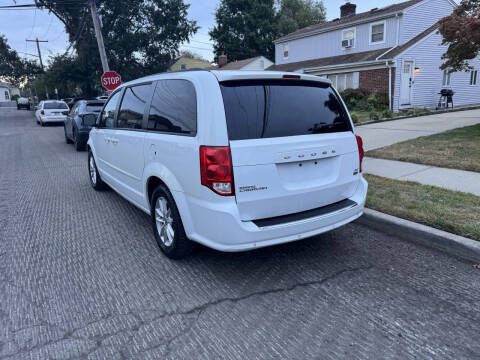 2016 Dodge Grand Caravan SXT Plus