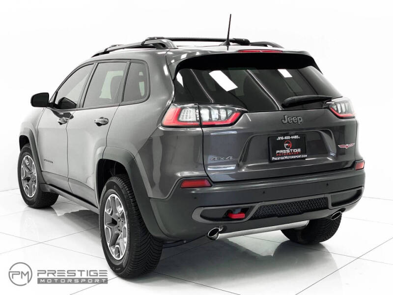 2020 Jeep Cherokee Trailhawk