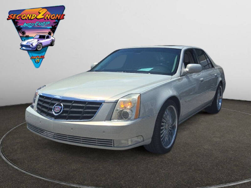 2008 Cadillac DTS's photo