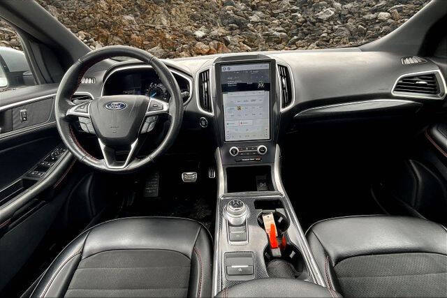 2021 Ford Edge ST-Line