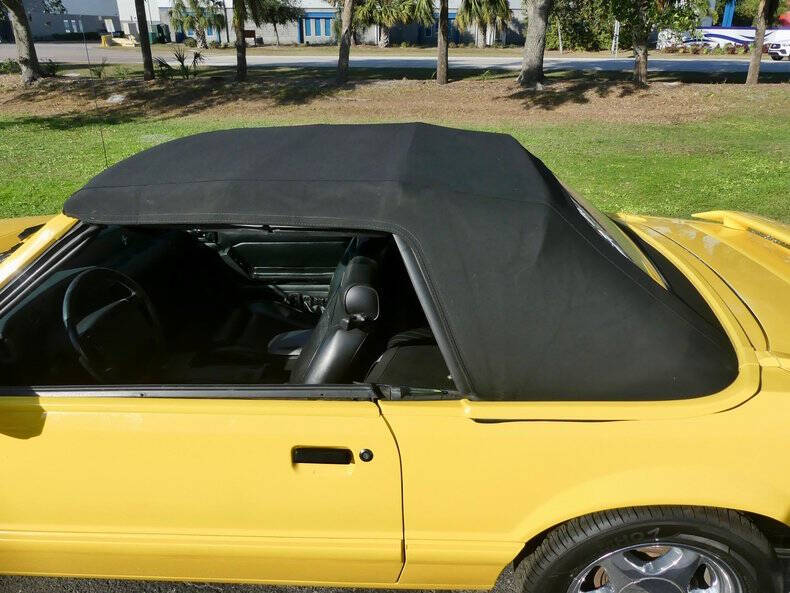 1993 Ford Mustang LX 5.0