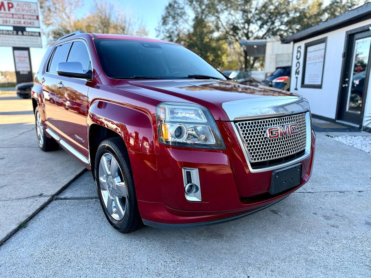 2014 GMC Terrain for sale at Testarossa Motors in League City, TX