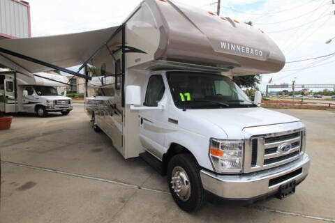 2017 Winnebago MINNIE WINNIE 31K