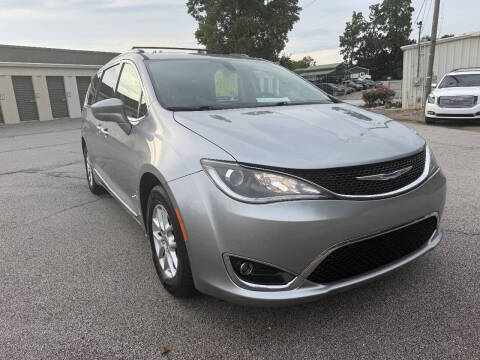2020 Chrysler Pacifica Touring L