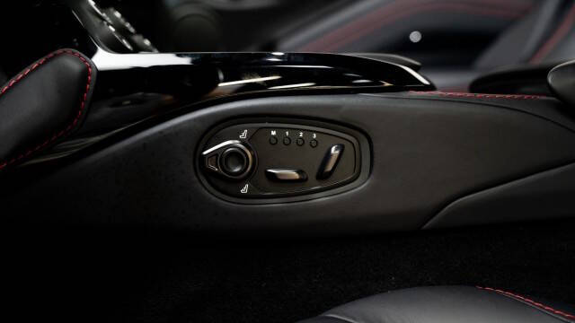 2023 Aston Martin Vantage