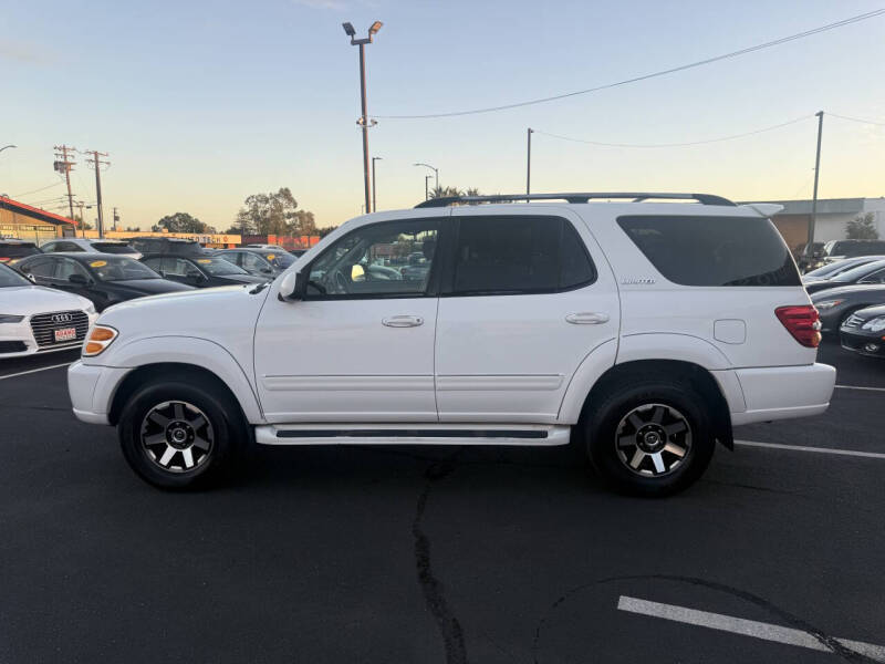 2004 Toyota Sequoia Limited