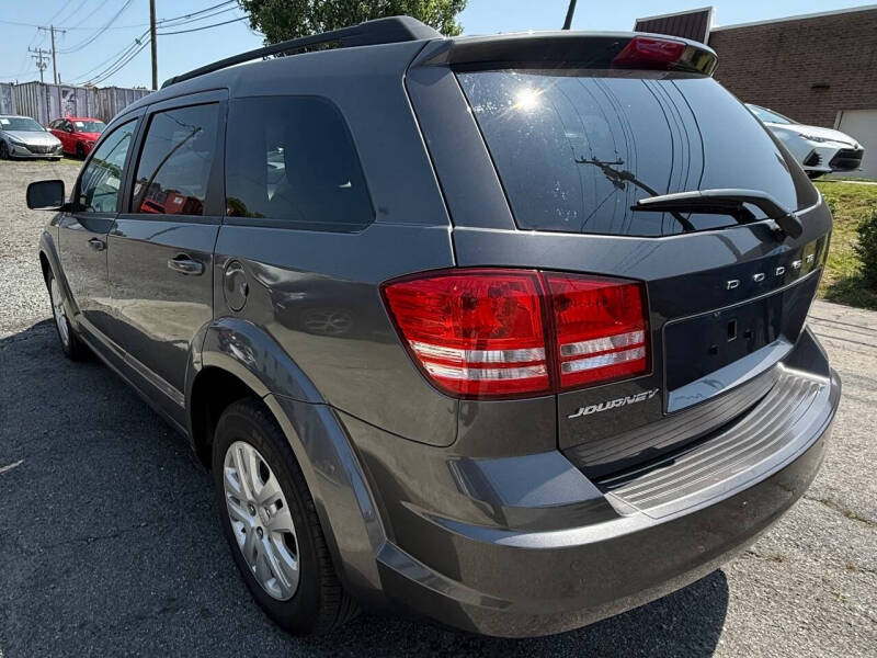 2020 Dodge Journey SE Value