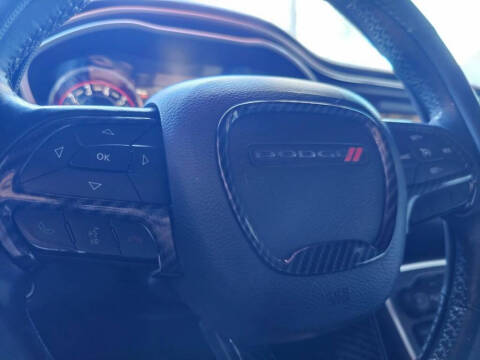 2015 Dodge Challenger SXT Plus
