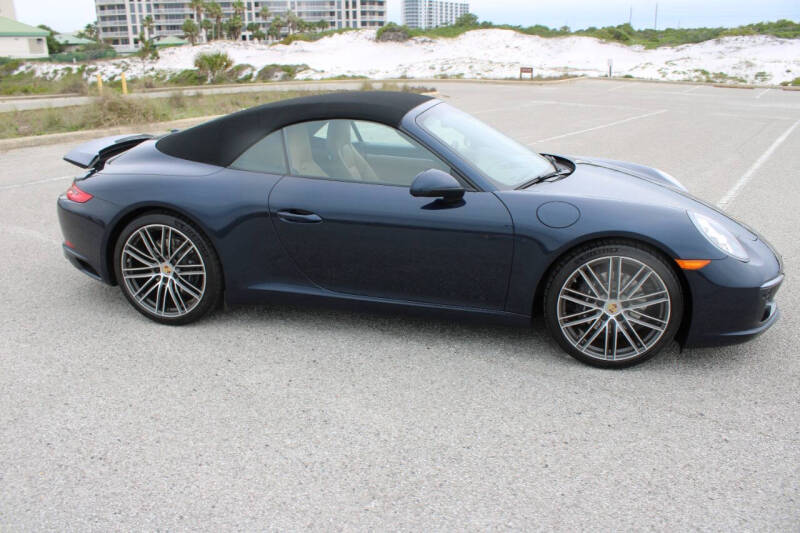 2018 Porsche 911 Carrera
