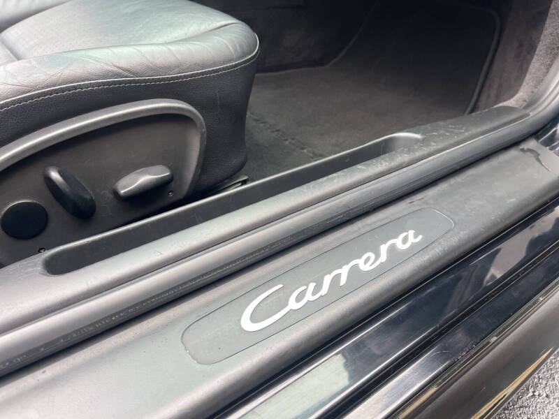 2003 Porsche 911 Carrera