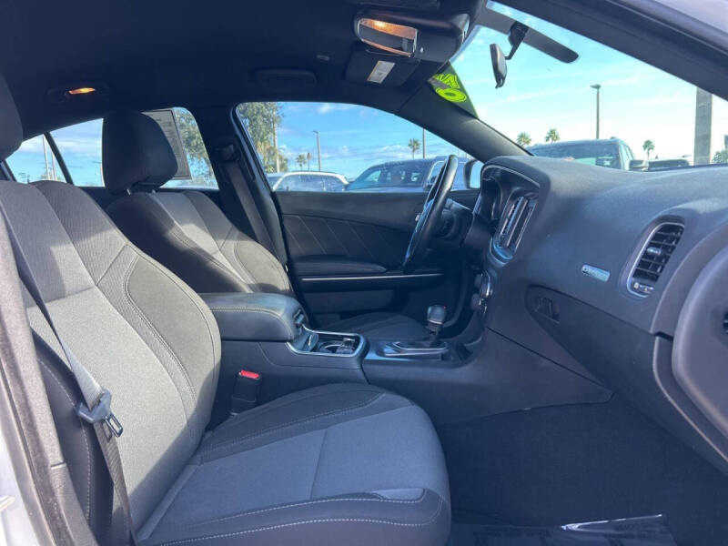 2020 Dodge Charger SXT