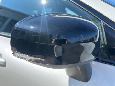 2025 Volvo XC60 B5 Plus Dark Theme