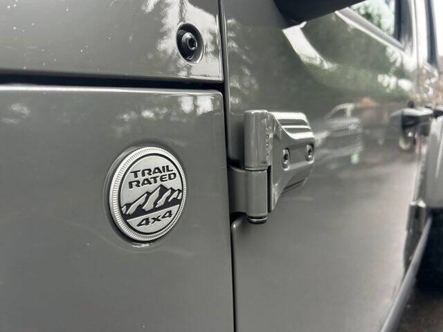 2021 Jeep Gladiator Sport S