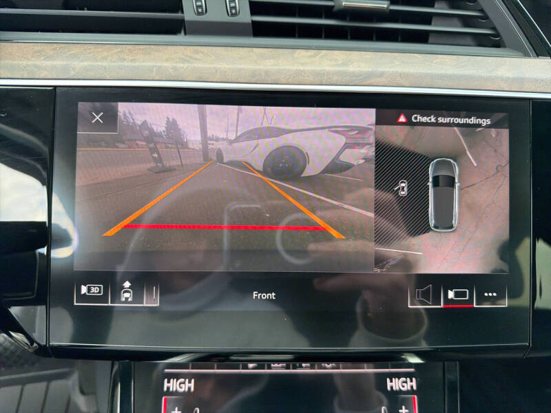 2019 Audi e-tron quattro Premium Plus