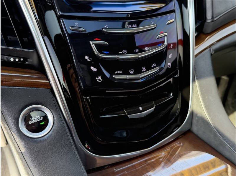 2017 Cadillac Escalade Premium Luxury