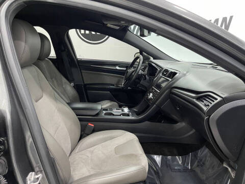 2017 Ford Fusion V6 Sport