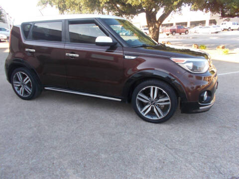 2017 Kia Soul +