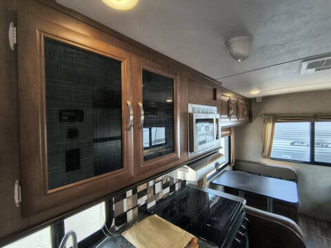 2016 Forest River VIBE 207RD