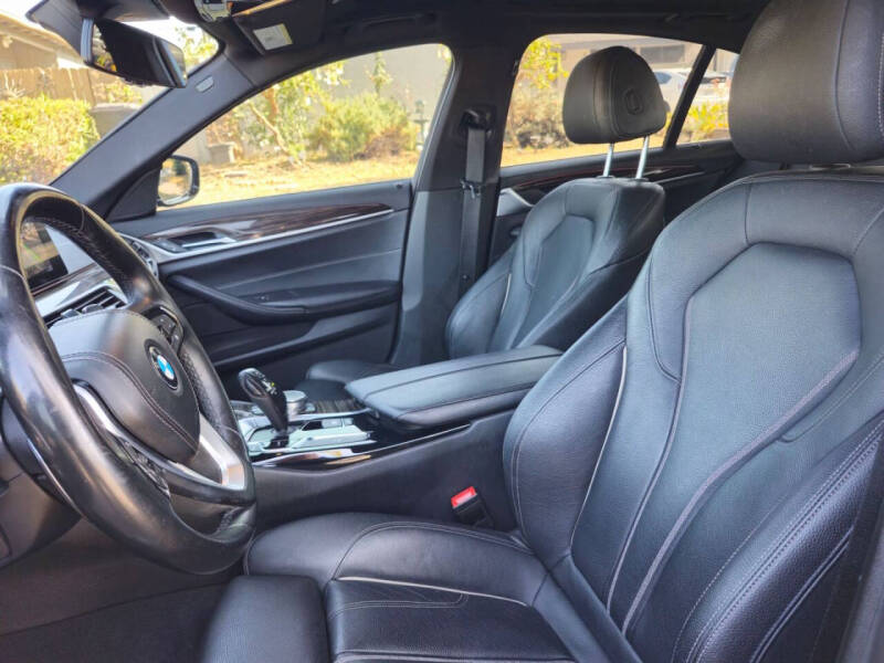 2018 BMW 5 Series 540i