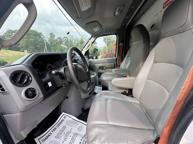 2014 Ford E-Series E-350 SD