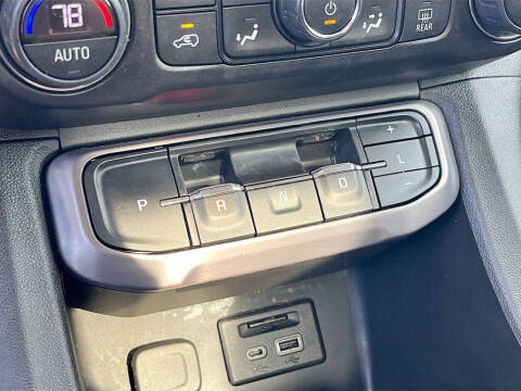 2020 GMC Acadia AT4