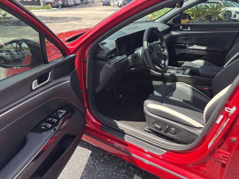 2025 Kia K5