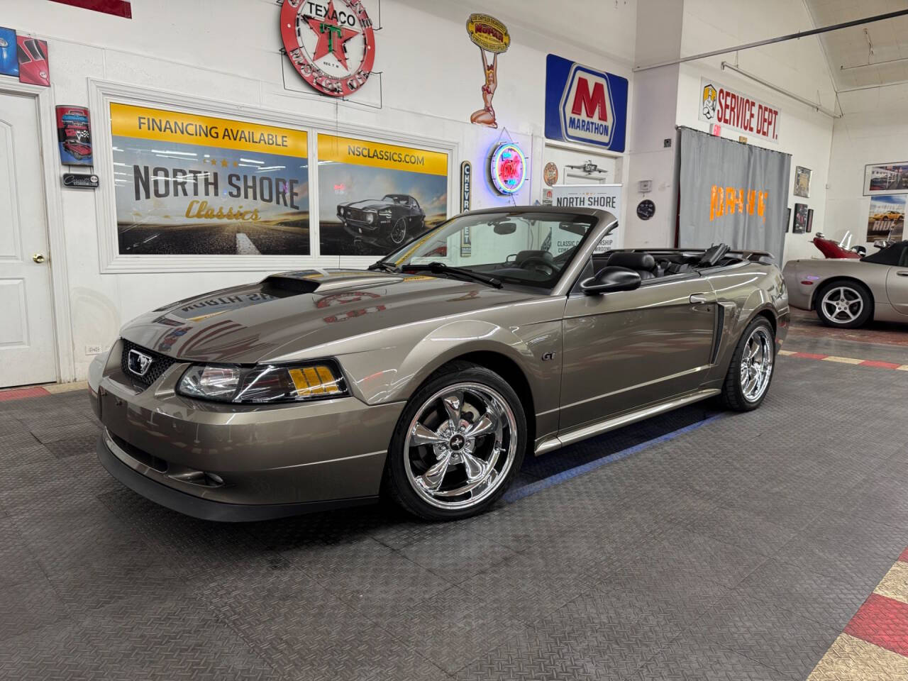 2002 Ford Mustang 4