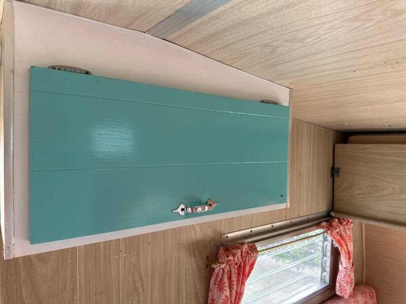 1968 Shasta RV CAMPER