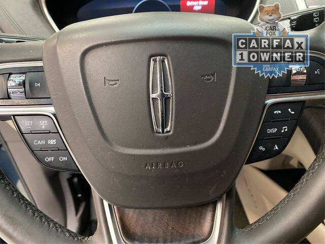 2019 Lincoln Nautilus Select