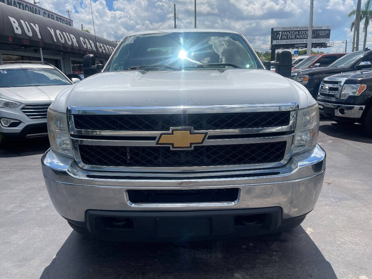 2013 CHEVROLET Silverado Pickup - $12,900