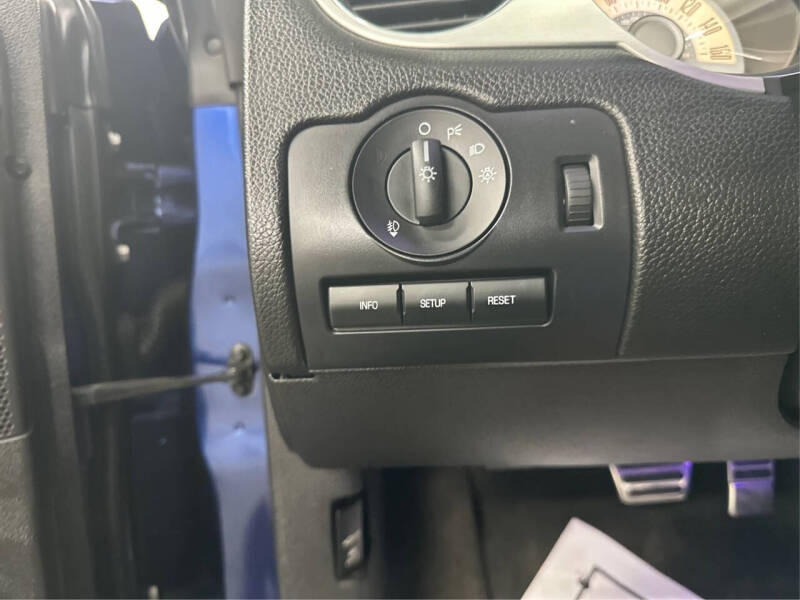 2011 Ford Mustang GT Premium