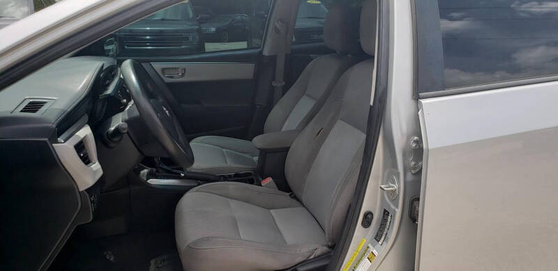2016 Toyota Corolla LE