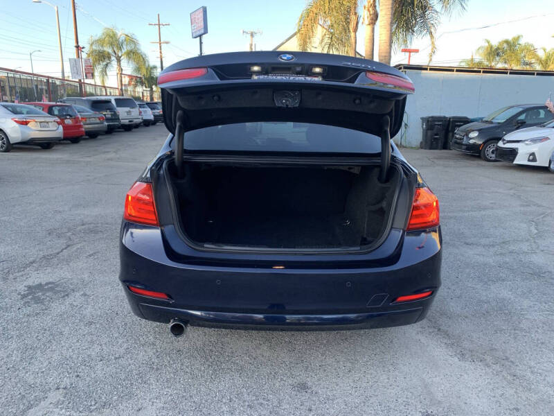 2014 BMW 3 Series 320i