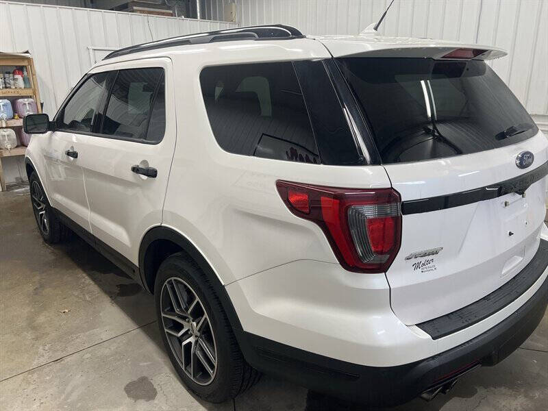 2019 Ford Explorer Sport