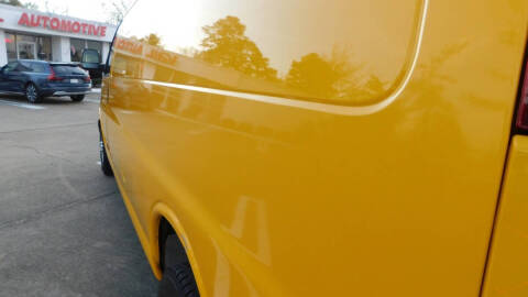 2017 GMC Savana 2500