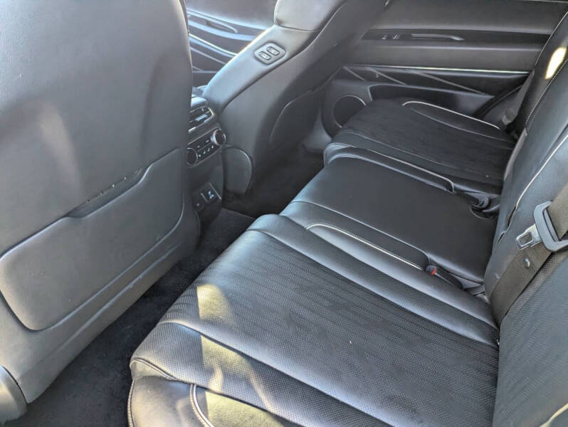 2023 Genesis GV80 2.5T