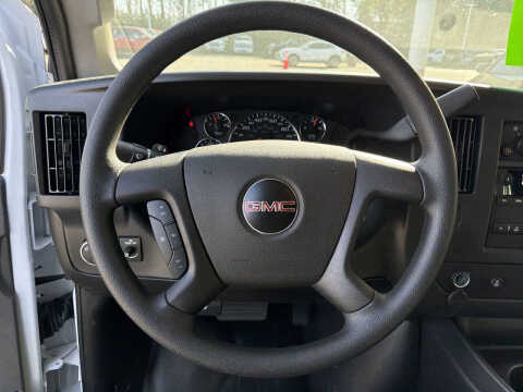 2025 GMC Savana 2500