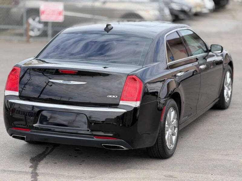 2018 Chrysler 300 Limited