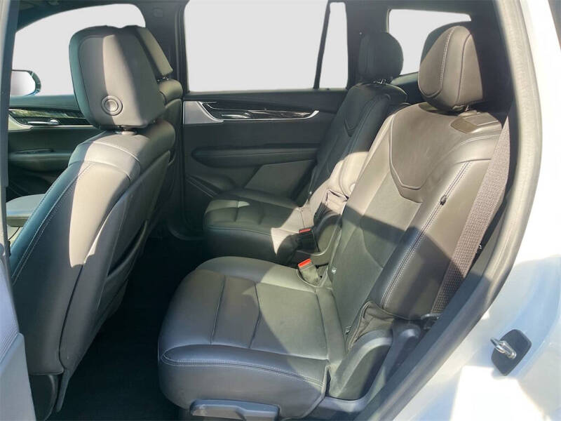 2022 Cadillac XT6 Premium Luxury