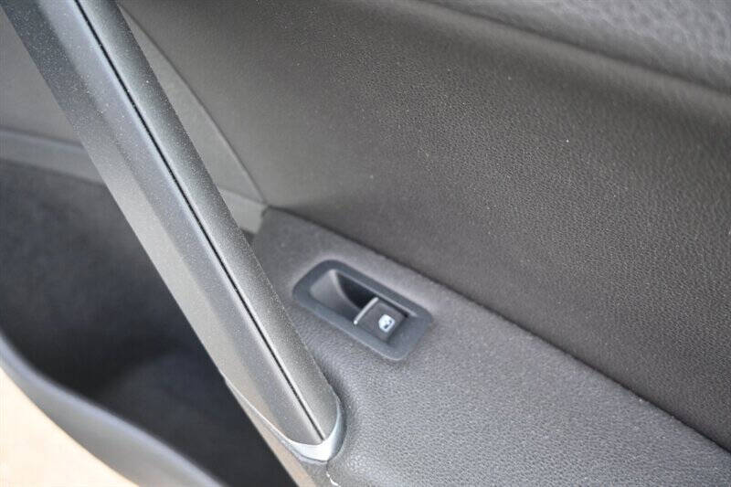 2019 Volkswagen Golf R 4Motion